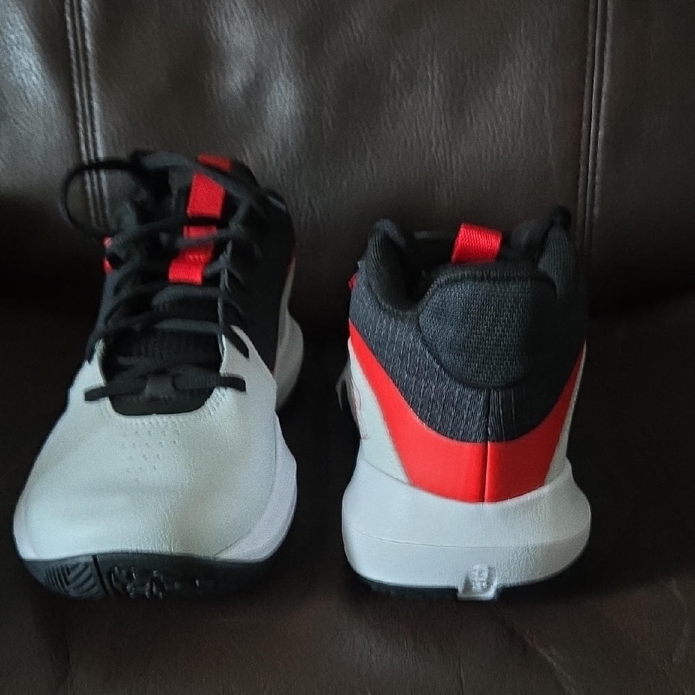 Under Armour White and Black Sneakers with Red Accents - Picture 6 of 7